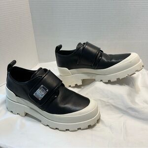 Michael Kors Black and White Chunky Lug Sole Flats Women 8.5 Platform